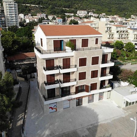 Mar Azul Apartments Petrovac Kültér fotó