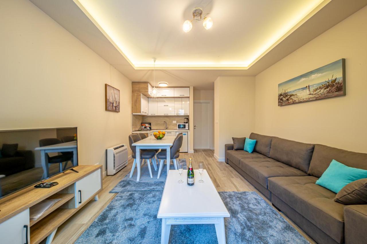 Mar Azul Apartments Petrovac Kültér fotó