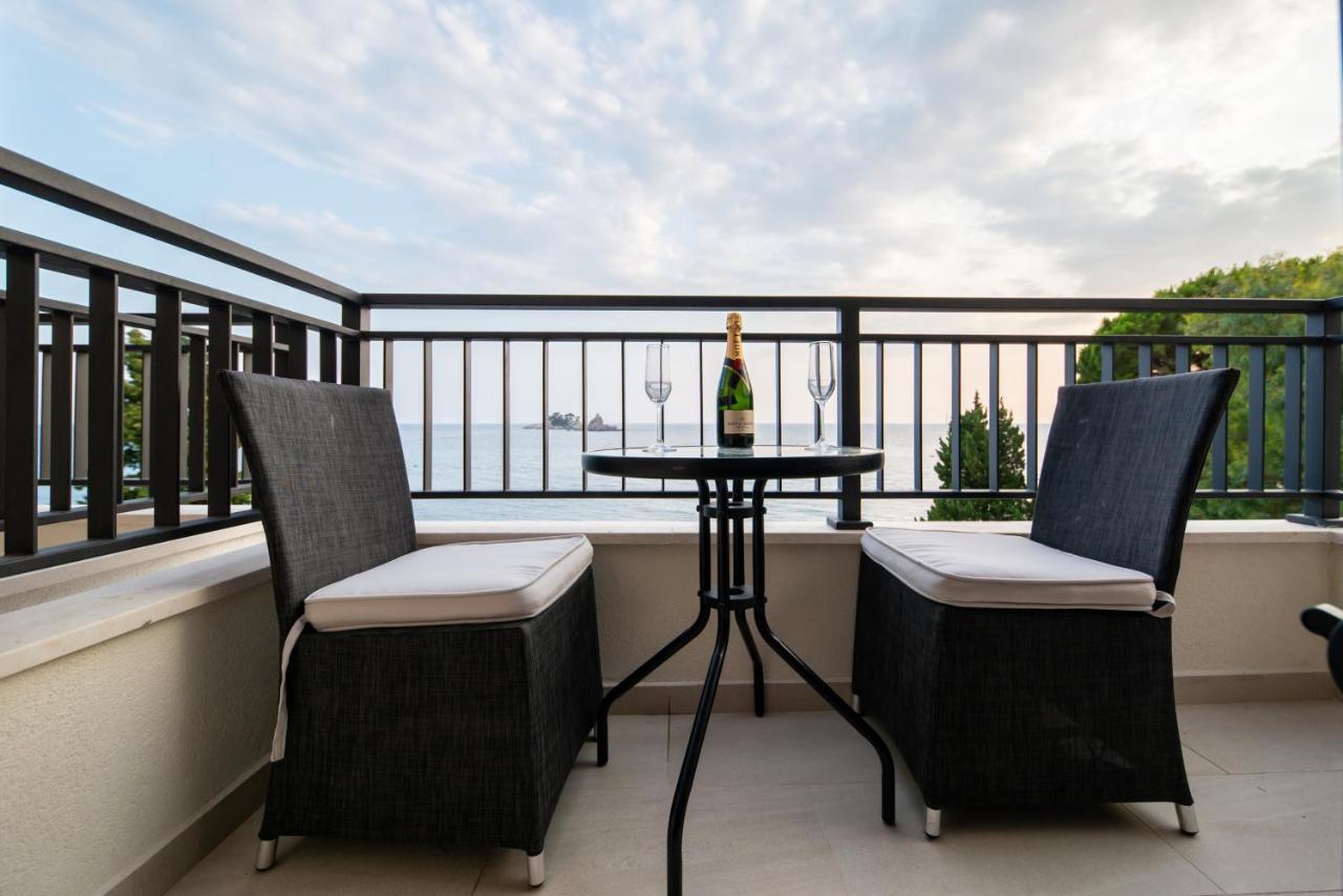 Mar Azul Apartments Petrovac Kültér fotó