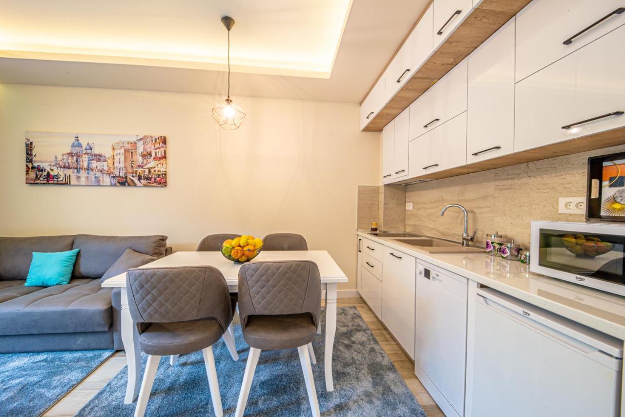 Mar Azul Apartments Petrovac Kültér fotó