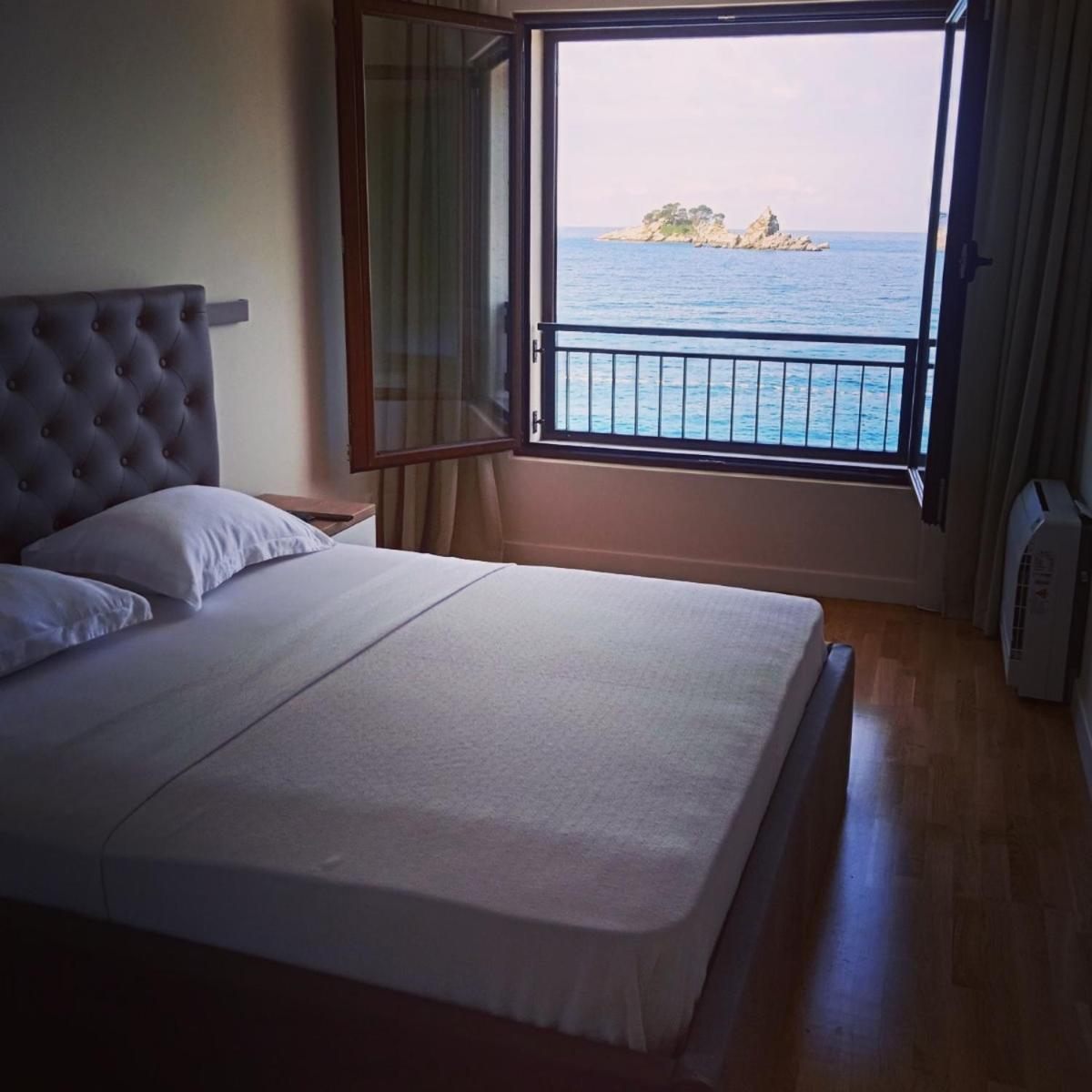 Mar Azul Apartments Petrovac Kültér fotó